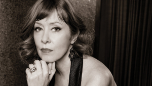 Image of Suzanne Vega - Flying With Angels